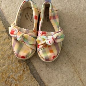 Toms kids shoes